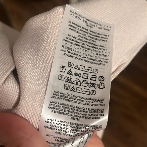 Marciano Guess Bandage Dress / Dusty Pink / jewelled Neckline & Cutouts at waist - Picture 13 of 13